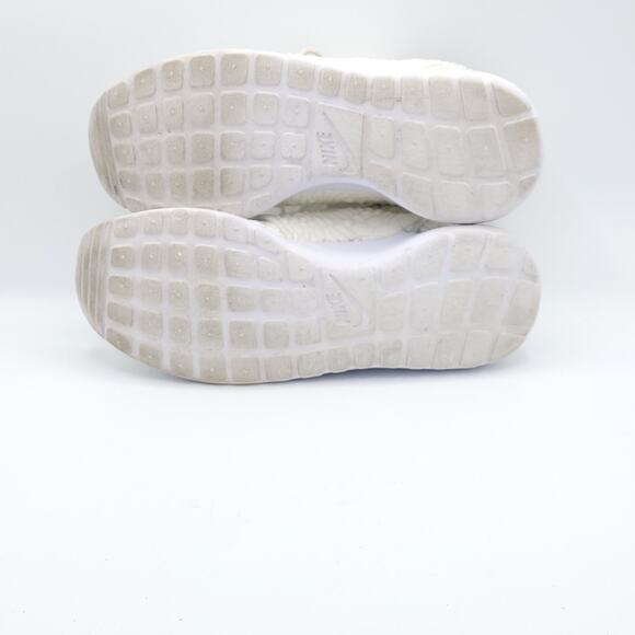 Nike Roshe One DMB QS Rosherun Triple White 824286-100 women's size 7 - Picture 5 of 9